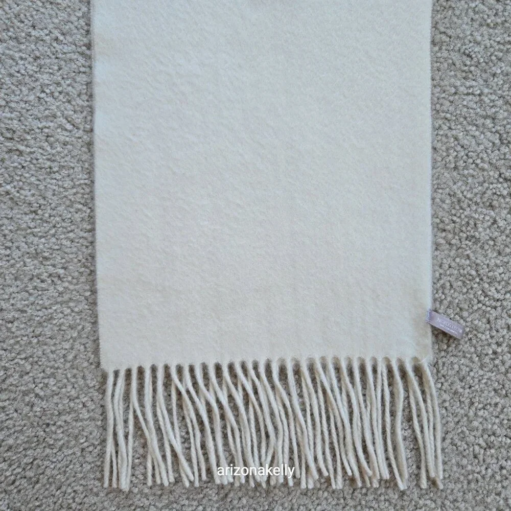 NWOT Nordstrom Cashmere Ivory Woven Fringe Scarf